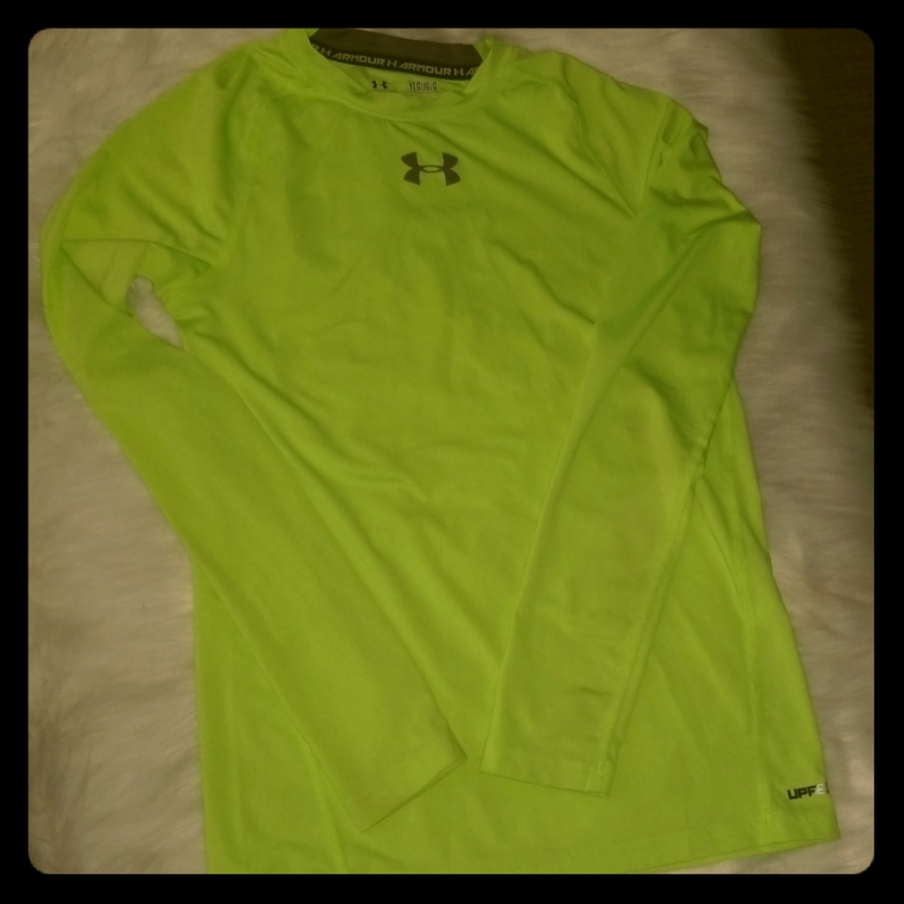 Under Armour Fitted Heat Gear Shirt